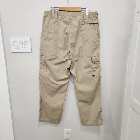 5.11 Tactical Series Cargo Pants Beige Tan Double Knee Elastic Waist Mens 36x30 - Picture 2 of 14
